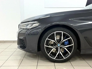 Седан BMW 5 серия 2021 года, 5295000 рублей, Красноярск