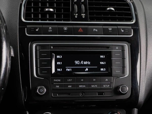 Седан Volkswagen Polo 2016 года, 1099000 рублей, Тюмень