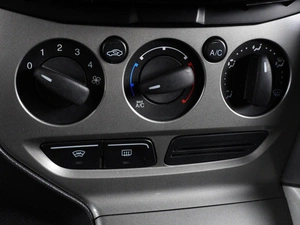 Хетчбэк Ford Focus 2012 года, 1040000 рублей, Минеральные Воды