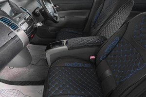 Лифтбек Toyota Prius 2010 года, 649000 рублей, Кемерово