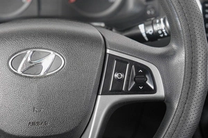 Седан Hyundai Solaris 2015 года, 819000 рублей, Кемерово