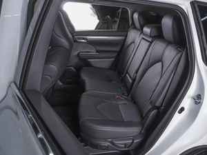Внедорожник Toyota Highlander 2026 года, 5699000 рублей, Ростов-на-Дону