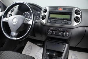 Внедорожник Volkswagen Tiguan 2010 года, 1069000 рублей, Оренбург