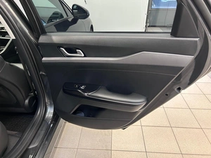 Седан Kia K5 2019 года, 2499000 рублей, Красноярск