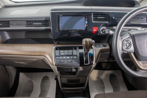 Минивэн Honda Stepwgn 2016 года, 1939000 рублей, Барнаул