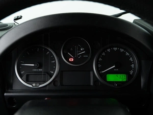 Внедорожник Land Rover Defender 2013 года, 3699077 рублей, Москва