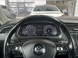 Внедорожник Volkswagen Tiguan 2017 года, 2280000 рублей, Уфа