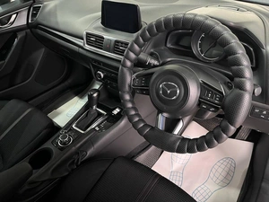 Седан Mazda Axela 2017 года, 1249000 рублей, Красноярск