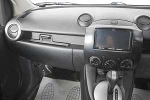 Хетчбэк Mazda Demio 2009 года, 649000 рублей, Кемерово