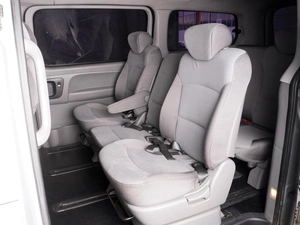 Минивэн Hyundai Grand Starex 2008 года, 1360000 рублей, Красный Пахарь