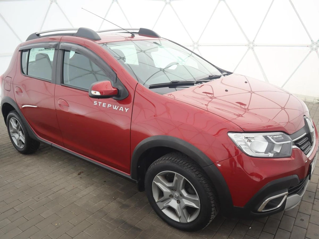 Хэтчбек Renault Sandero 2019 года, 1560000 рублей, Орёл