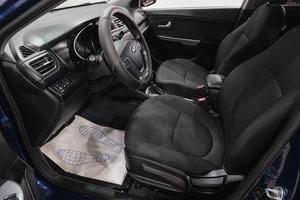 Хетчбэк Kia Rio 2015 года, 1049000 рублей, Новокузнецк