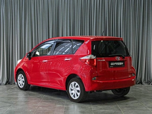Хетчбэк Toyota Ractis 2012 года, 1079000 рублей, Тюмень