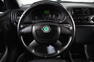 Хетчбэк Skoda Fabia 2012 года, 649000 рублей, Сургут