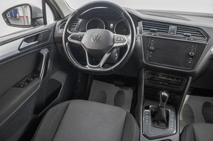 Внедорожник Volkswagen Tiguan 2021 года, 2499000 рублей, Барнаул