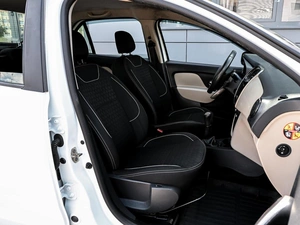 Седан Renault Logan 2015 года, 889000 рублей, Волгоград
