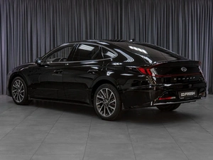 Седан Hyundai Sonata 2019 года, 2349000 рублей, Тюмень