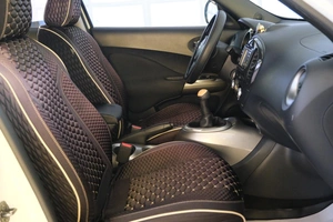 Внедорожник Nissan Juke 2011 года, 819000 рублей, Омск