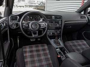 Хетчбэк Volkswagen Golf GTI 2014 года, 1900000 рублей, Краснодар