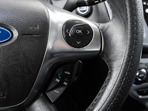 Седан Ford Focus 2011 года, 979000 рублей, Краснодар