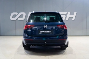 Внедорожник Volkswagen Tiguan 2017 года, 2229000 рублей, Петрозаводск