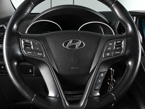 Внедорожник Hyundai Grand Santa Fe 2014 года, 2139000 рублей, Аксай