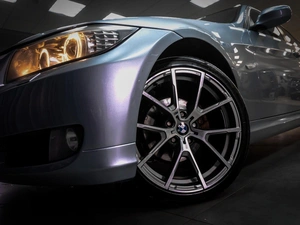 Седан BMW 3 серия 2011 года, 1099000 рублей, Тюмень