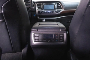 Внедорожник Toyota Highlander 2014 года, 3019000 рублей, Томск