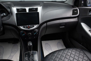 Седан Hyundai Solaris 2012 года, 699000 рублей, Оренбург