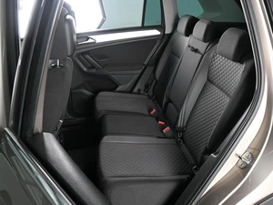 Внедорожник Volkswagen Tiguan 2018 года, 2500000 рублей, Аксай