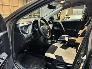 Внедорожник Toyota RAV4 2013 года, 1897000 рублей, Красноярск