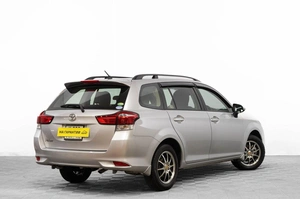 Универсал Toyota Corolla Fielder 2020 года, 1399000 рублей, Барнаул
