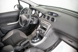 Хетчбэк Peugeot 308 2012 года, 649000 рублей, Пермь