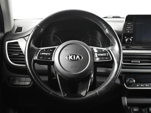 Внедорожник Kia Seltos 2020 года, 1999900 рублей, Казань