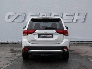 Внедорожник Mitsubishi Outlander 2018 года, 1939000 рублей, Волгоград
