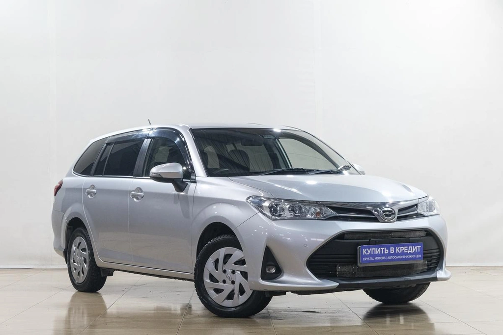 Универсал Toyota Corolla Fielder 2018 года, 1499000 рублей, Новокузнецк