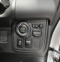 Минивэн Toyota Wish 2009 года, 1347000 рублей, Красноярск