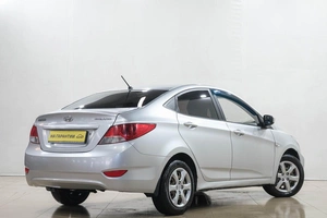 Седан Hyundai Solaris 2011 года, 549000 рублей, Новокузнецк