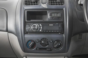 Седан Mazda Familia 2002 года, 299000 рублей, Кемерово