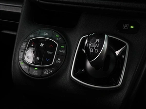 Минивэн Toyota Voxy 2020 года, 3339000 рублей, Воронеж