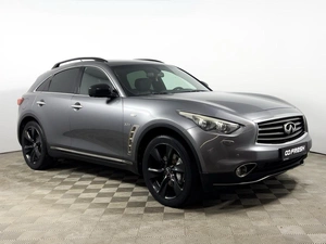 Внедорожник Infiniti QX70 2015 года, 1955900 рублей, Казань