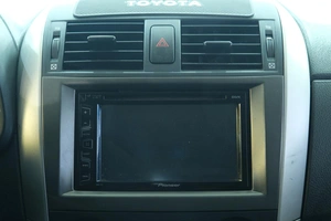 Седан Toyota Corolla 2007 года, 809000 рублей, Омск