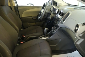 Седан Chevrolet Aveo 2012 года, 789000 рублей, Омск