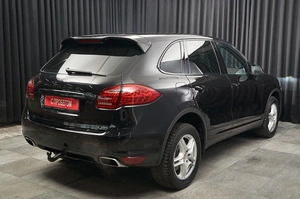Внедорожник Porsche Cayenne 2011 года, 2757000 рублей, Красноярск