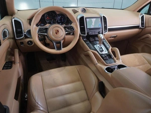 Внедорожник Porsche Cayenne 2017 года, 6784000 рублей, Воронеж