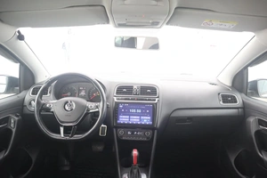 Седан Volkswagen Polo 2017 года, 1200000 рублей, Орёл