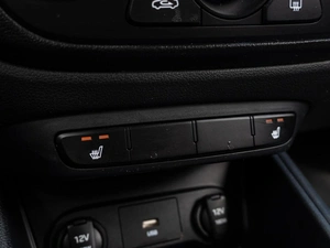 Седан Hyundai Solaris 2022 года, 1420000 рублей, Краснодар