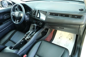 Внедорожник Honda Vezel 2021 года, 1899000 рублей, Омск