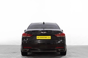 Седан Hyundai Genesis 2017 года, 1749000 рублей, Барнаул