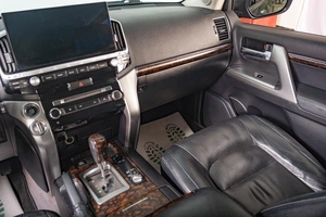 Внедорожник Toyota Land Cruiser 2012 года, 4499000 рублей, Томск